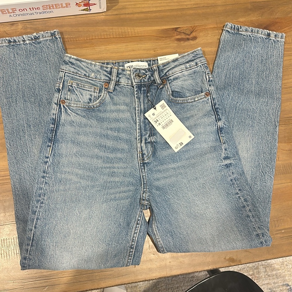 Zara Jeans